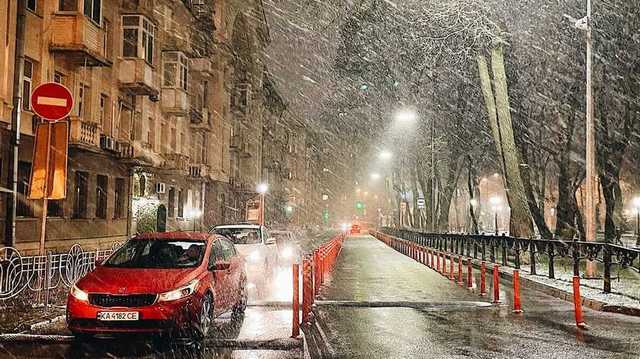 В Киеве объявили первый уровень опасности из-за гололеда