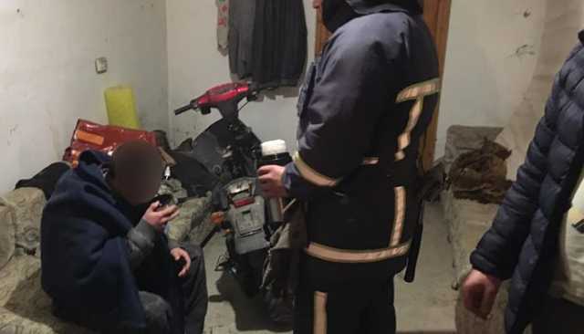 На Прикарпатье 17-летний парень во время игры в прятки упал в 10-метровый колодец