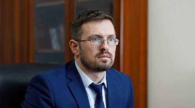 В Украине утилизируют 400 тысяч доз вакцины AstraZeneca: почему препарат не успели использовать