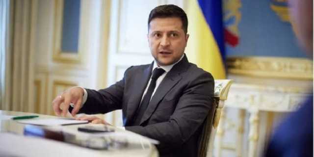 Зеленский отреагировал на слухи о военном положении: это война не со мной