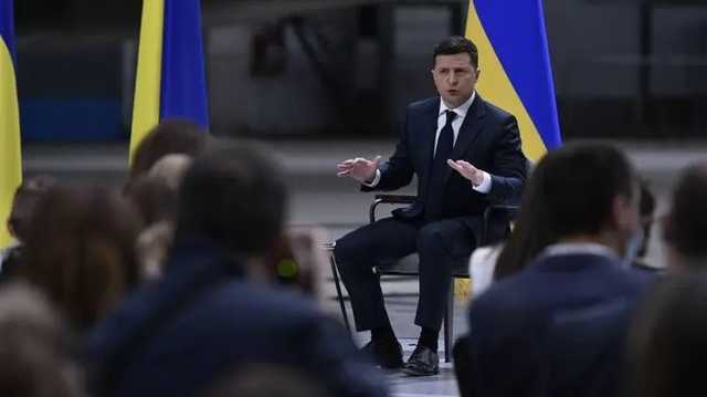 Зеленский заявил, что в недостаточном уровне вакцинации в стране виноваты сами украинцы