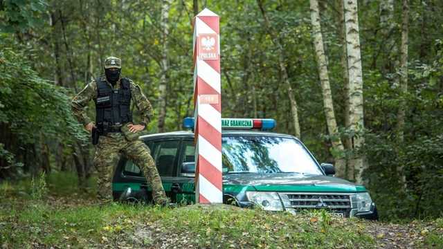В Польше задержали трех украинцев, которые помогали мигрантам незаконно пересечь границу