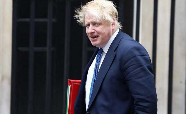 Британия ужесточила правила въезда из-за нового штамма COVID