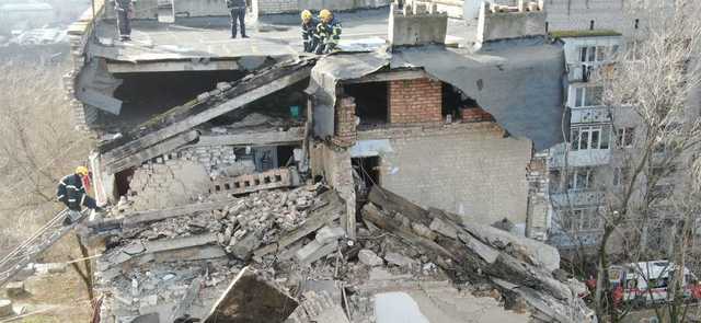 Взрыв дома в Новой Одессе: спасатели продолжают искать людей под завалами