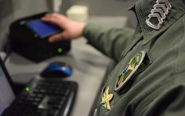 В аэропорту "Борисполь" пограничники обнаружили сразу пять поддельных паспортов