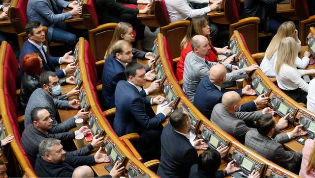 Рада сегодня рассмотрит отчет ВСК по делу "вагнеровцев" и ресурсный законопроект