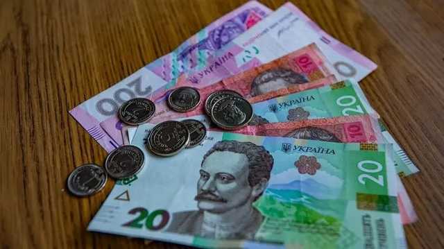 Долги по зарплатам в Украине выросли с начала года на 50% - Госстат