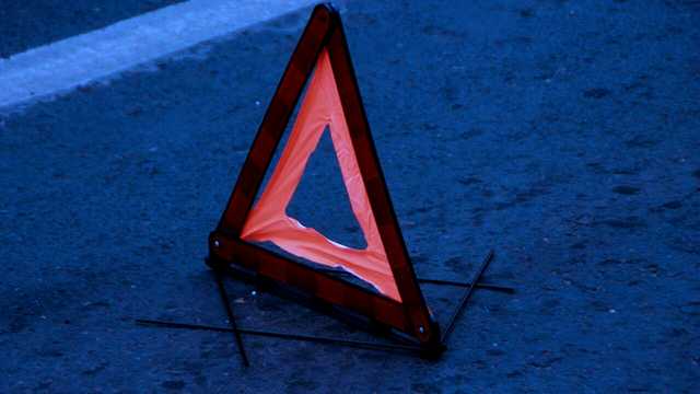 На Киевщине легковушка сбила трех пешеходов и скрылась