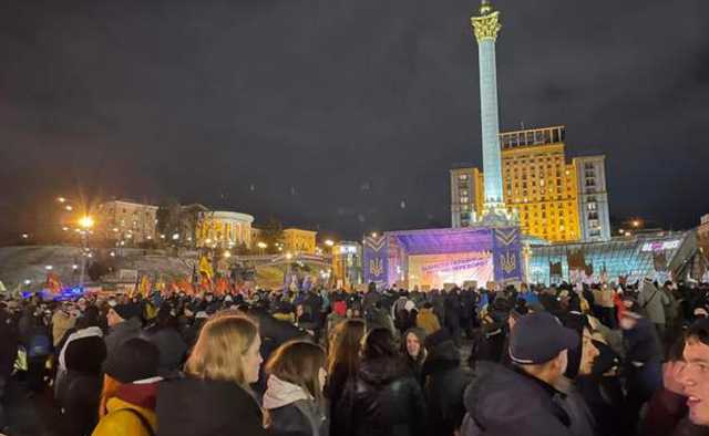 "Госпереворот" и его "протестующие": какая сейчас ситуация на Майдане