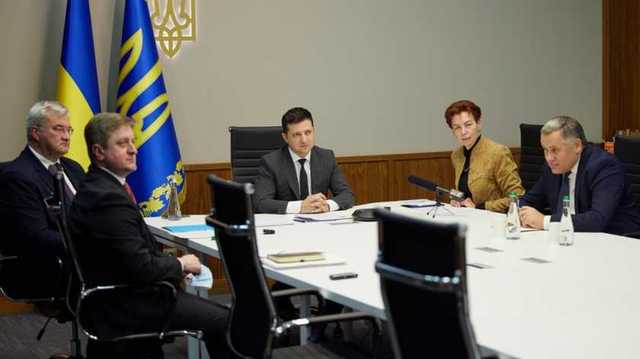 Зеленский принял участие в первых переговорах Люблинского треугольника