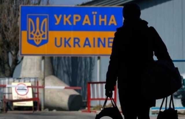 Каждый третий украинец готов отправиться работать в Польшу или Германию – опрос