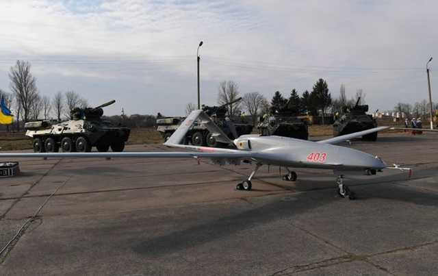 Турция продаст Украине еще более 20 "Байрактаров", - Bloomberg