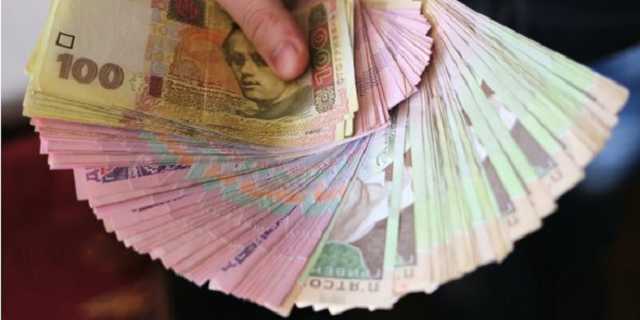 Украинцам обещают еще раз поднять пенсии