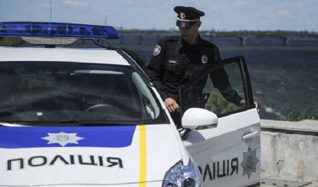 Полиция просит парламент вернуть право остановки авто для профилактики