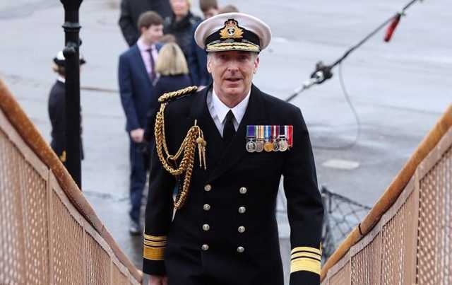 Россия представляет угрозу ценностям и интересам Британии, - глава штаба обороны