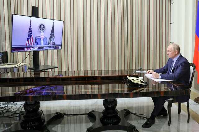 Наступать нельзя отступать. О чем договорились Байден и Путин по Украине