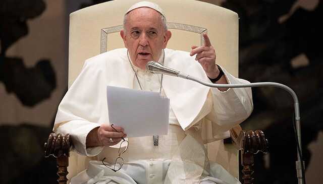 Папа Римский Франциск посчитал секс до брака не самым серьезным грехом