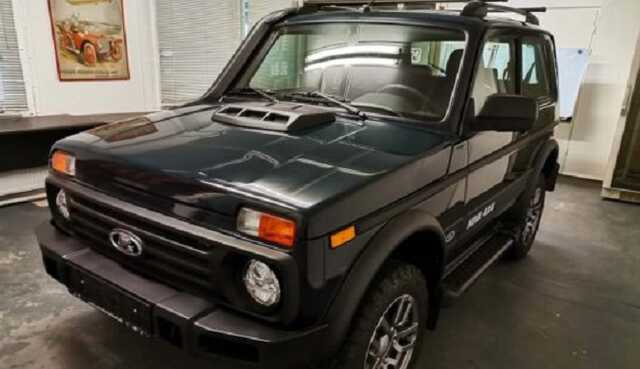    Lada Niva  20 000 