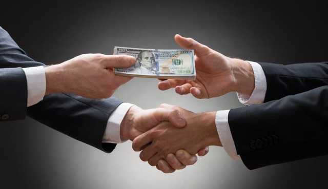 Украина сегодня отмечает День успешного коррупционера