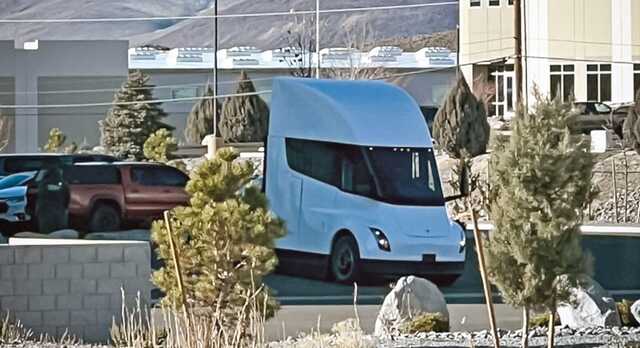     Tesla Semi