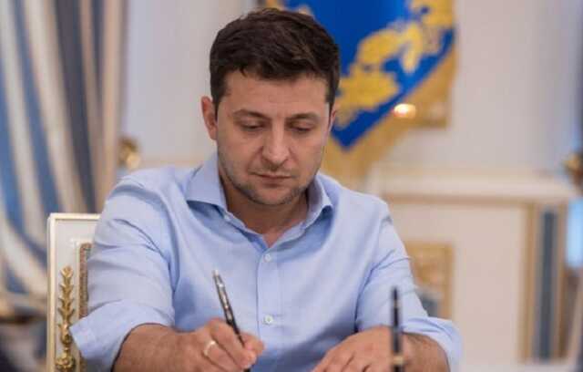 Зеленский назначил послов Украины в нескольких странах