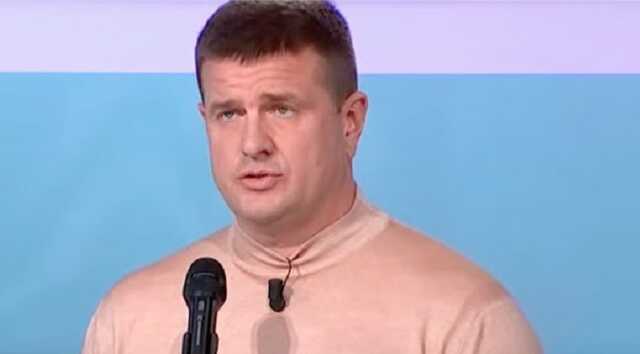 Генерал Бурба заявил об угрозах и попытке "купить" его молчание по делу "вагнеровцев"