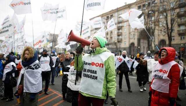 Рада провалила отсрочку по кассовым аппаратам для ФОПов