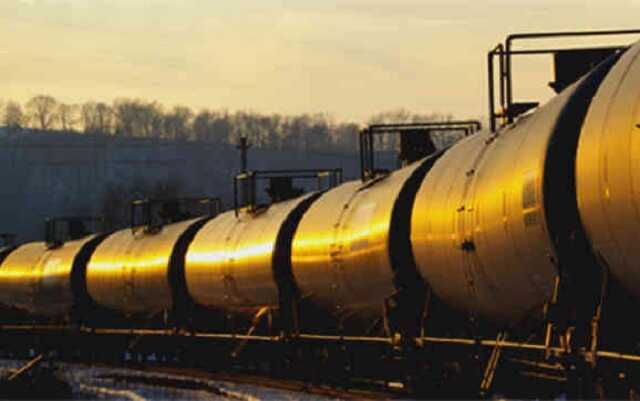 ЗСУ можуть залишитись без дизельного палива, зеленський уряд закупив лише 29% від потреби