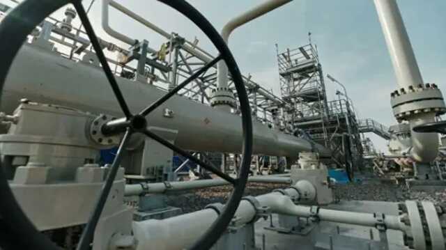 Вторую нитку "Северного потока - 2" начали заполнять газом