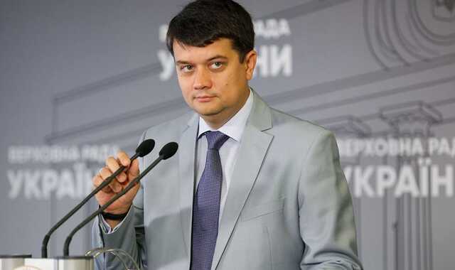 У влади був шанс, але зараз вона зайняла позицію страуса, – Разумков