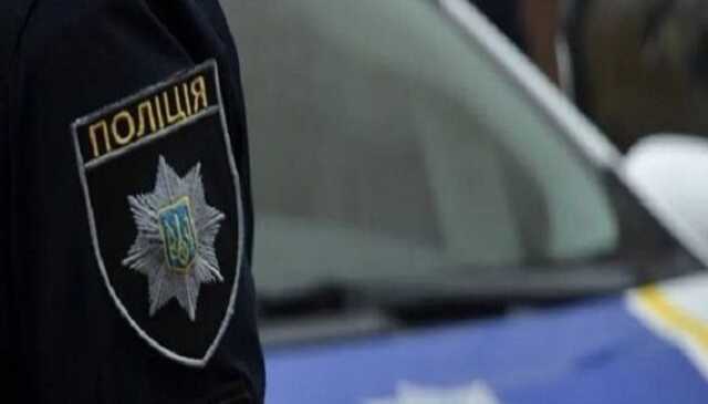 На Черкасчине девушка убила отчима подруги