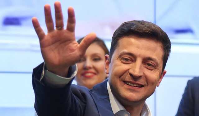 Всего 16% украинцев считают Зеленского сильным президентом