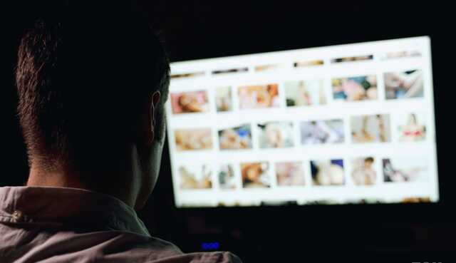 В Кропивницком осудили мужчину, который загрузил из Интернета детское порно