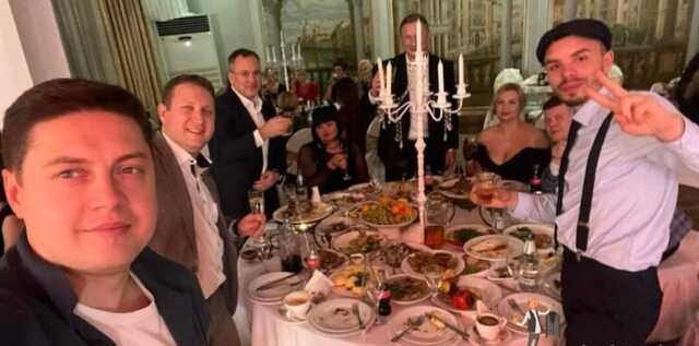 Зам Труханова Михаил Кучук и начальник ГАСК Авдеев устроили «бордельеро» в Одессе