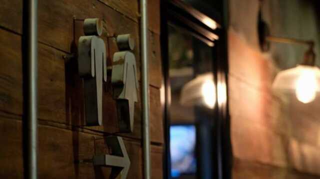 В Черновицкой области мужчина получил тюремный срок за ограбление туалета