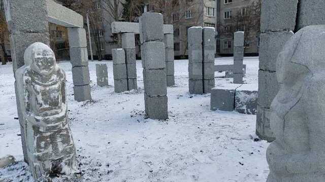 "Я не жалею": автор скандального "харьковского Стоунхенджа" заявил, что объект не закончили