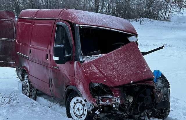 В Харьковской области автомобиль влетел под поезд