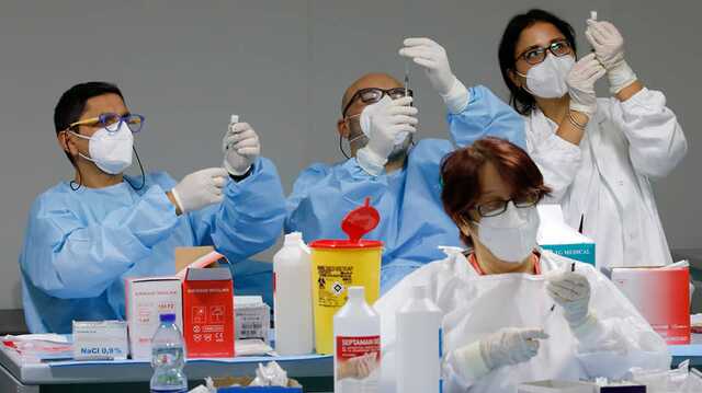 Греческий ученый заверил, что пандемия завершится к 20 февраля