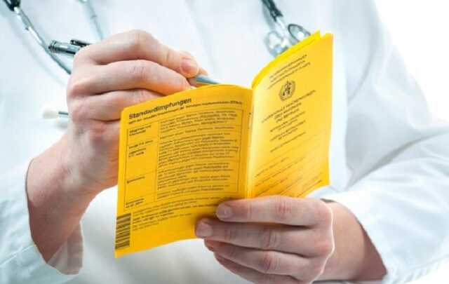 В Украине врач торговал поддельными COVID-сертификатами