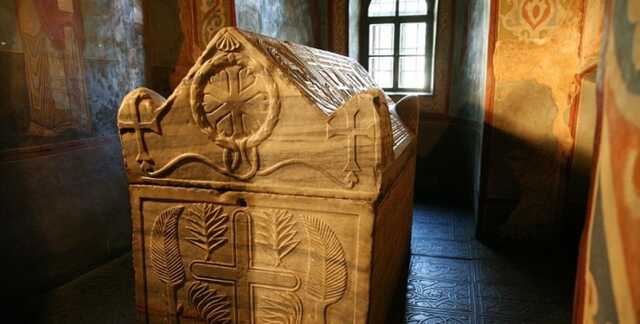 Конфликт между РФ и Украиной сокрыт в костях князя Ярослава Мудрого, – WSJ