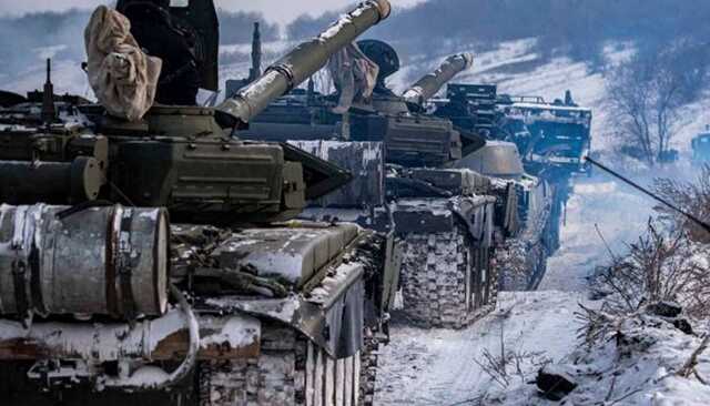 Россия продолжает стягивать войска к границам Украины