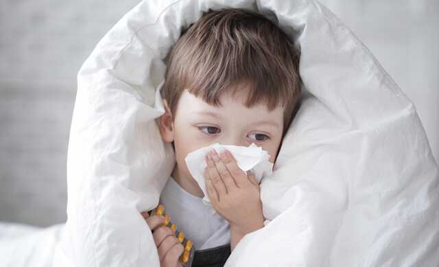Назван опасный симптом заражения коронавирусом у детей