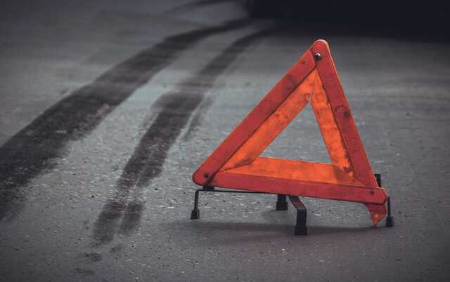 В Ровно мажор сбил насмерть военного: фото и фамилии водителя и погибшего