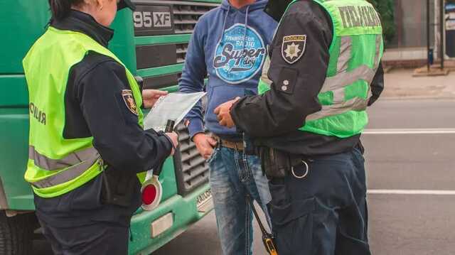 "Слуги народа" хотят за нарушение ПДД начислять штрафные баллы