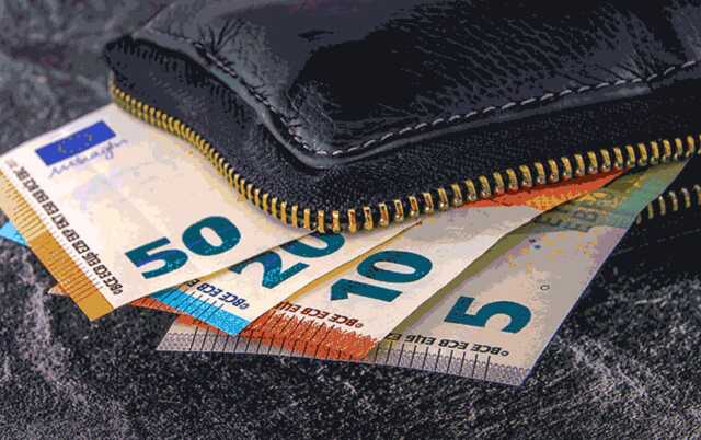 Болгария намерена перейти на евро в 2024 году