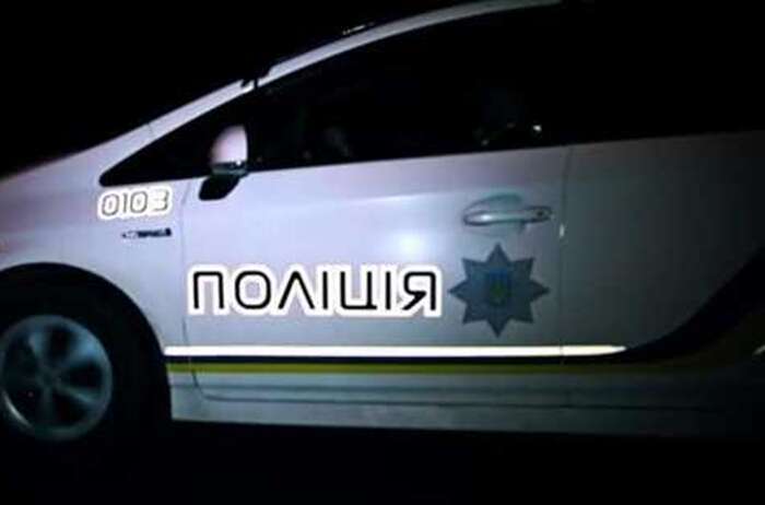 Изнасиловали и перерезали горло: в Днепропетровской области нашли обнаженный труп женщины