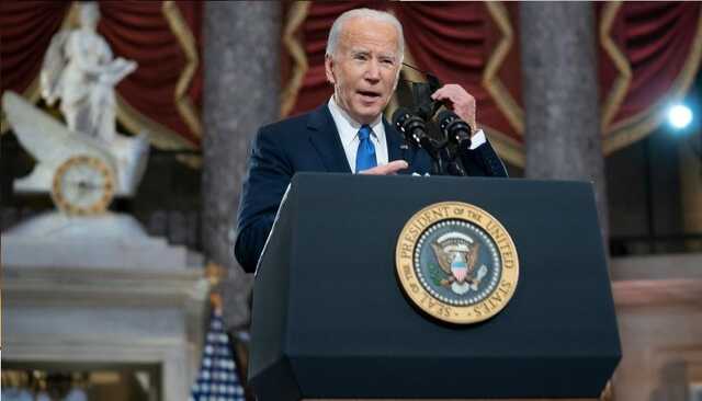 Байден обвинил Трампа в атаке на демократию