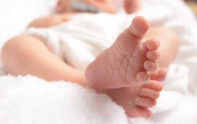 На Херсонщине в ночь на Рождество женщина родила прямо в скорой