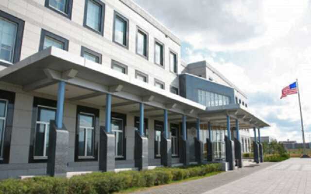 Работникам Генконсульства США в Алматы разрешили покинуть Казахстан