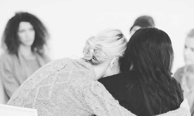 В Украине запускают проект по психологической поддержке женщин